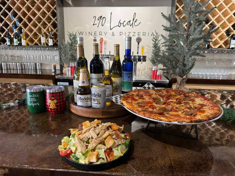 290 PIzza Food Drink 768x576