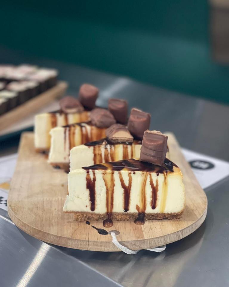 The Jittery Biscuit Cheesecake 768x962